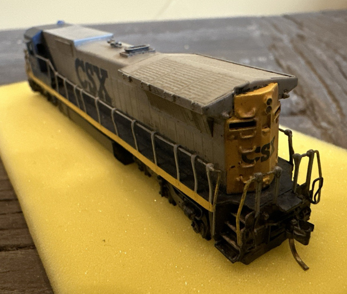 Hallmark Models N Scale Brass #594 GE Dash 8-40C CSX #7601 FP Pre-Owned Need TLC