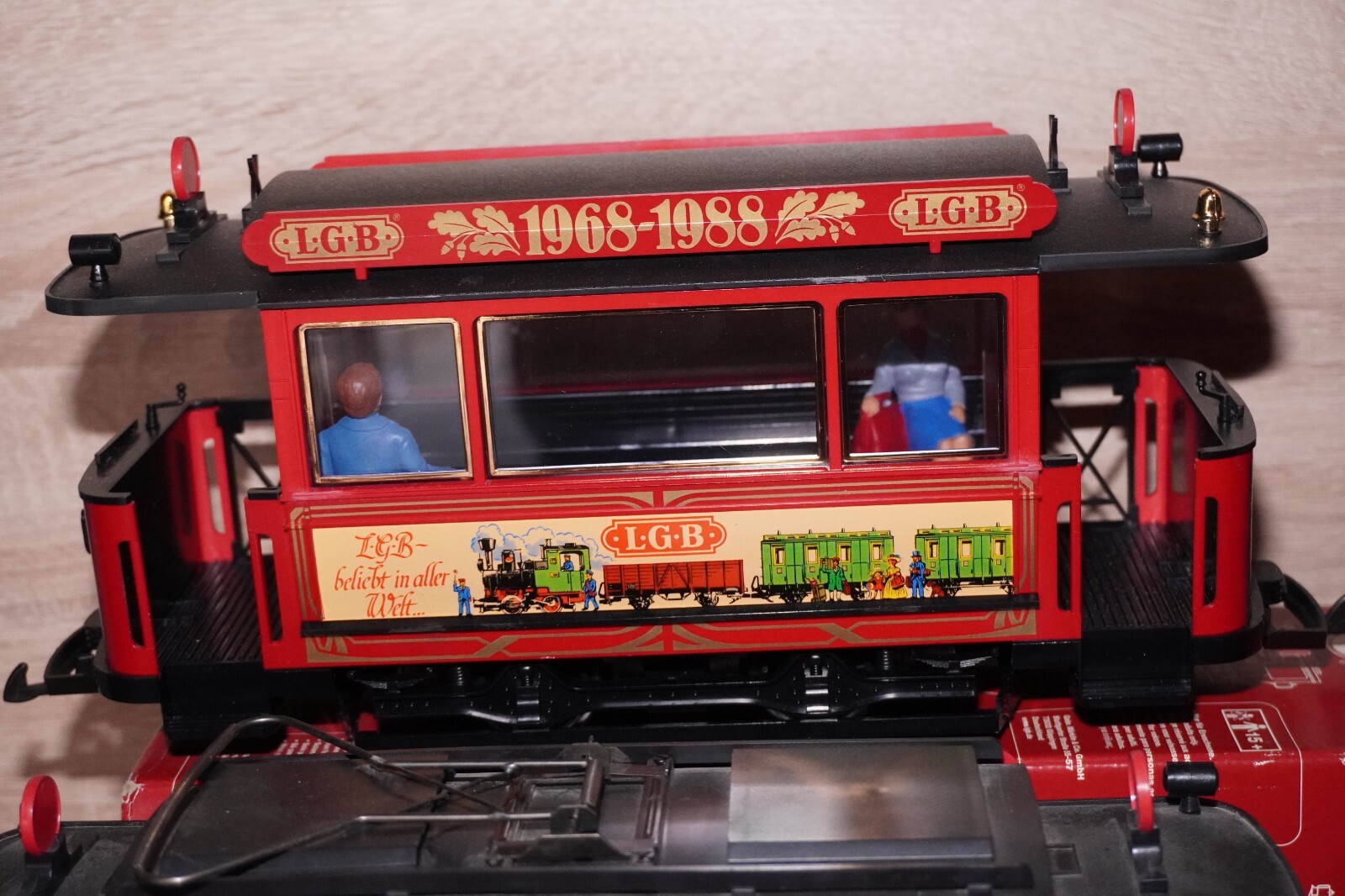 BOD/5] LGB Gauge G 2036 “20 Years LGB” Tram + 3 Trailers / Cars See Pictures