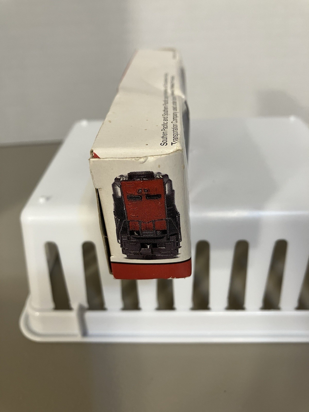 Southern Pacific Locomotive #9725 Model Train – High Speed Metal Products