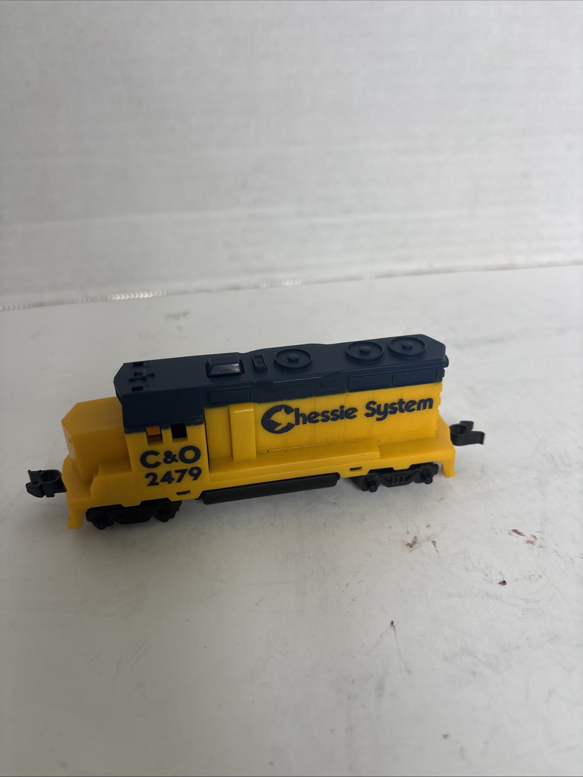 SET of 2 1983 HO Chessie System Diesel Locomotive C&O 2479 Made by Mattel
