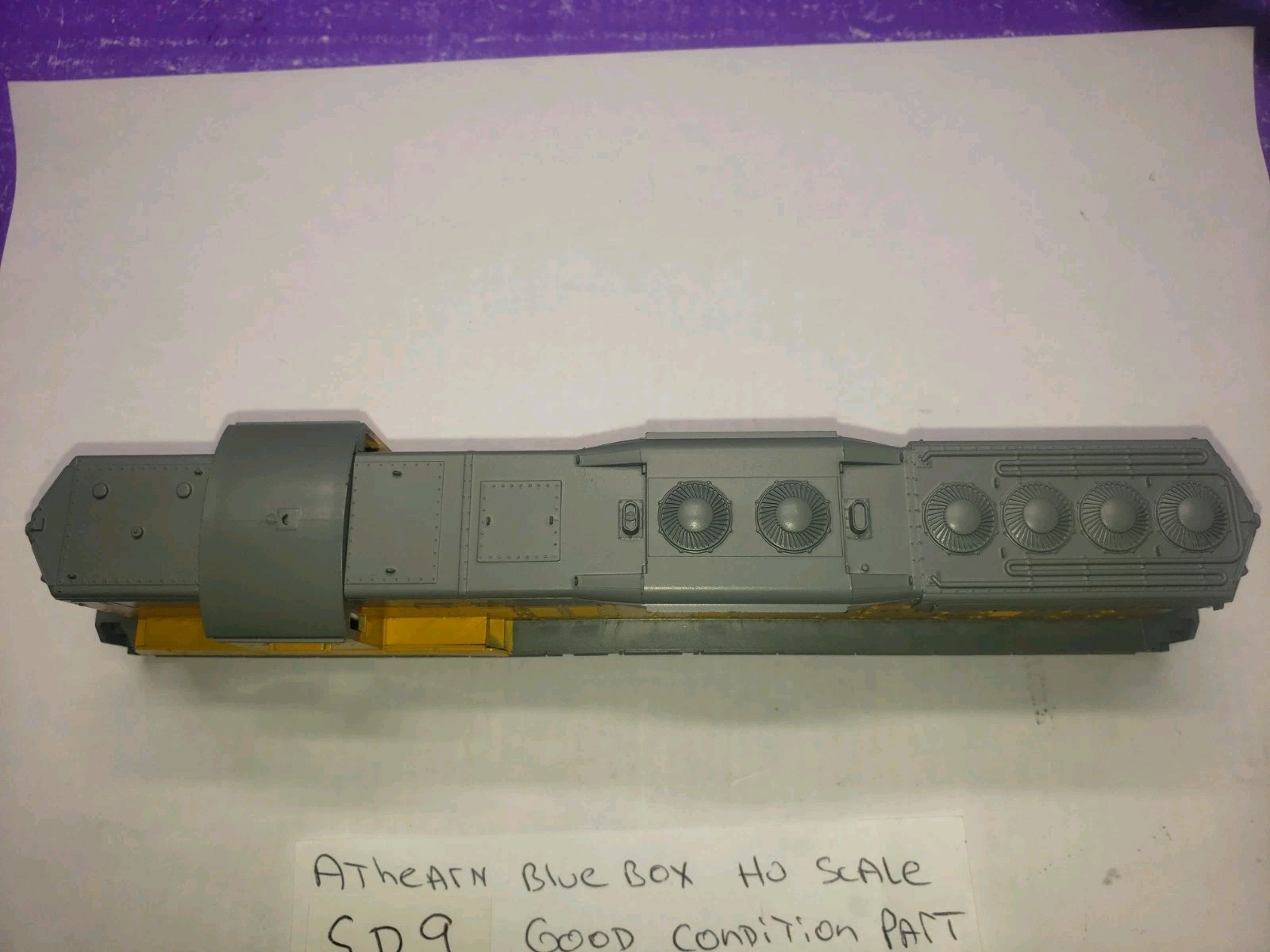 SD9 SHELL ONLY UNION PACIFIC 457 ATHEARN HO SCALE 3826 NO LENSES