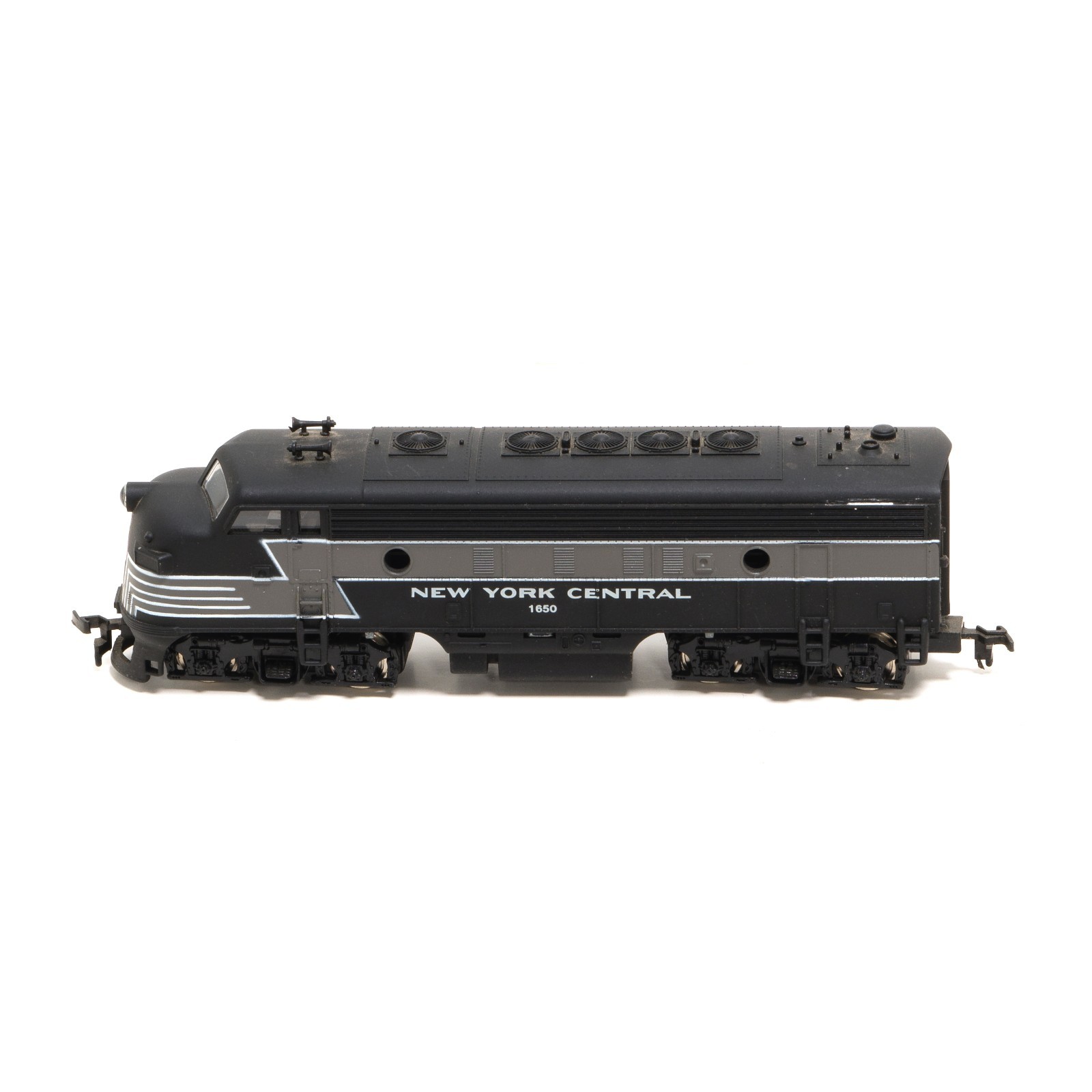 HO EMD F7B NYC New York Central DUMMY UNIT NIB NOS # 412-022