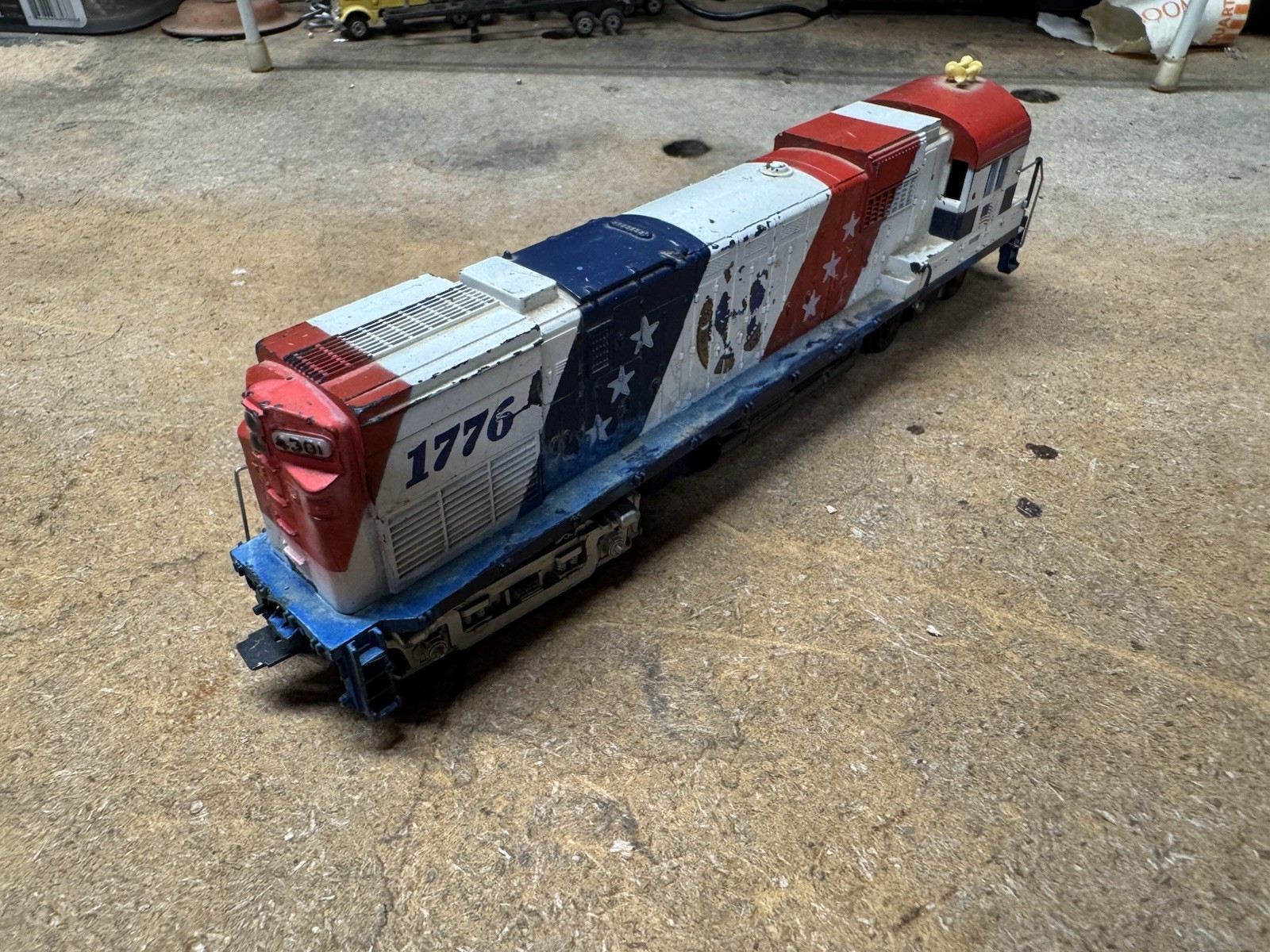 Vintage HO Scale Diesel Locomotive #4301 Patriotic Red White Blue Train Engine
