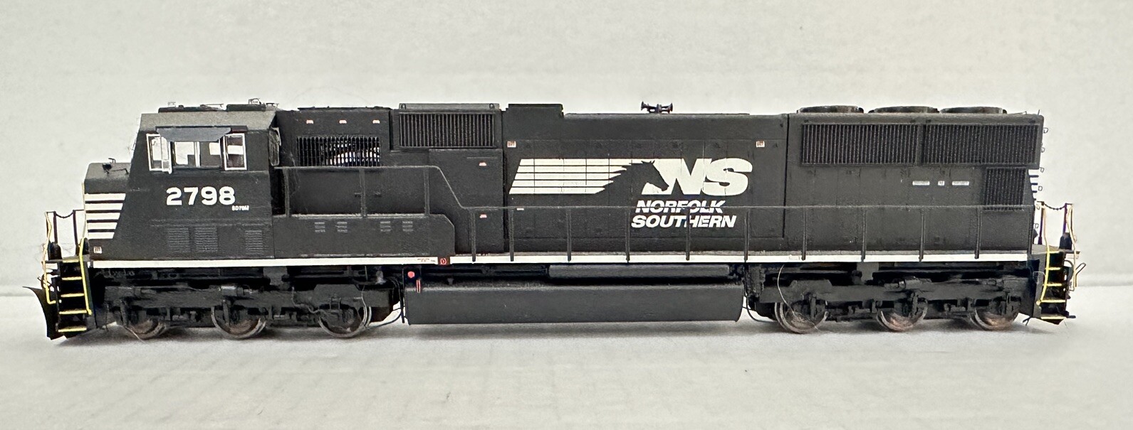 Athearn Genesis HO ATHG69357 Norfolk Southern SD70M #2798 DCC/Sound Tsunami 2