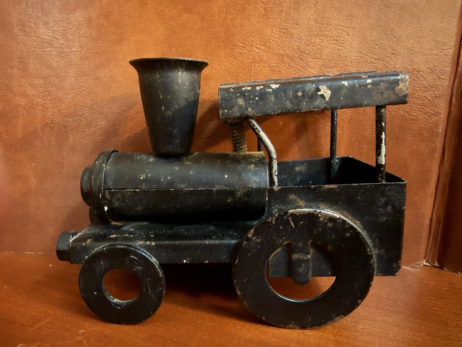 3 Antique Train Locomotive Engines -Hafner Cast Iron – Japan Nickle Plate – Desk
