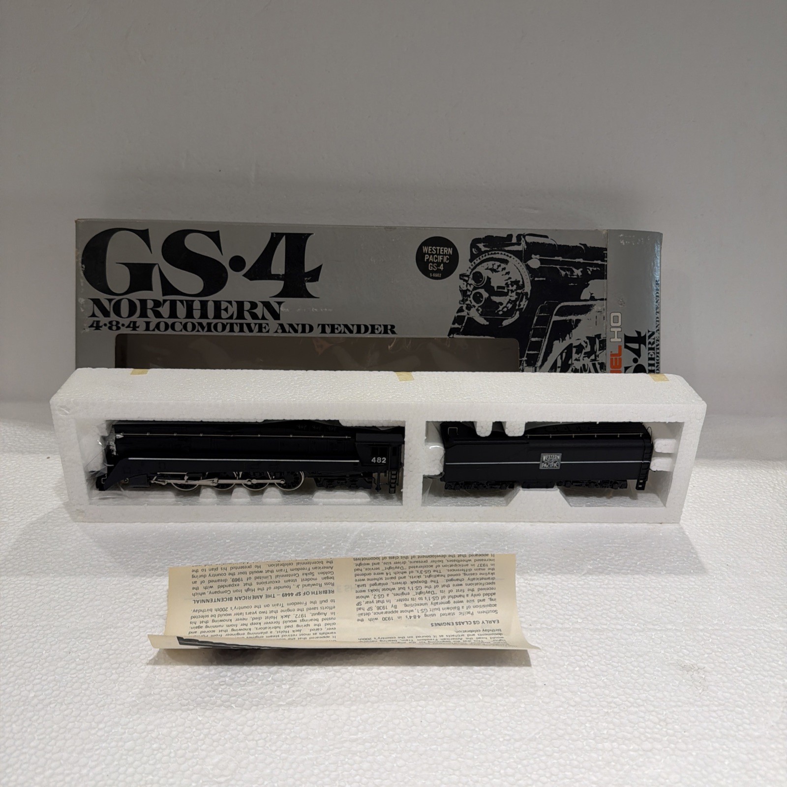 Lionel HO Scale GS-4 Western Pacific Locomotive & Tender 4-8-4