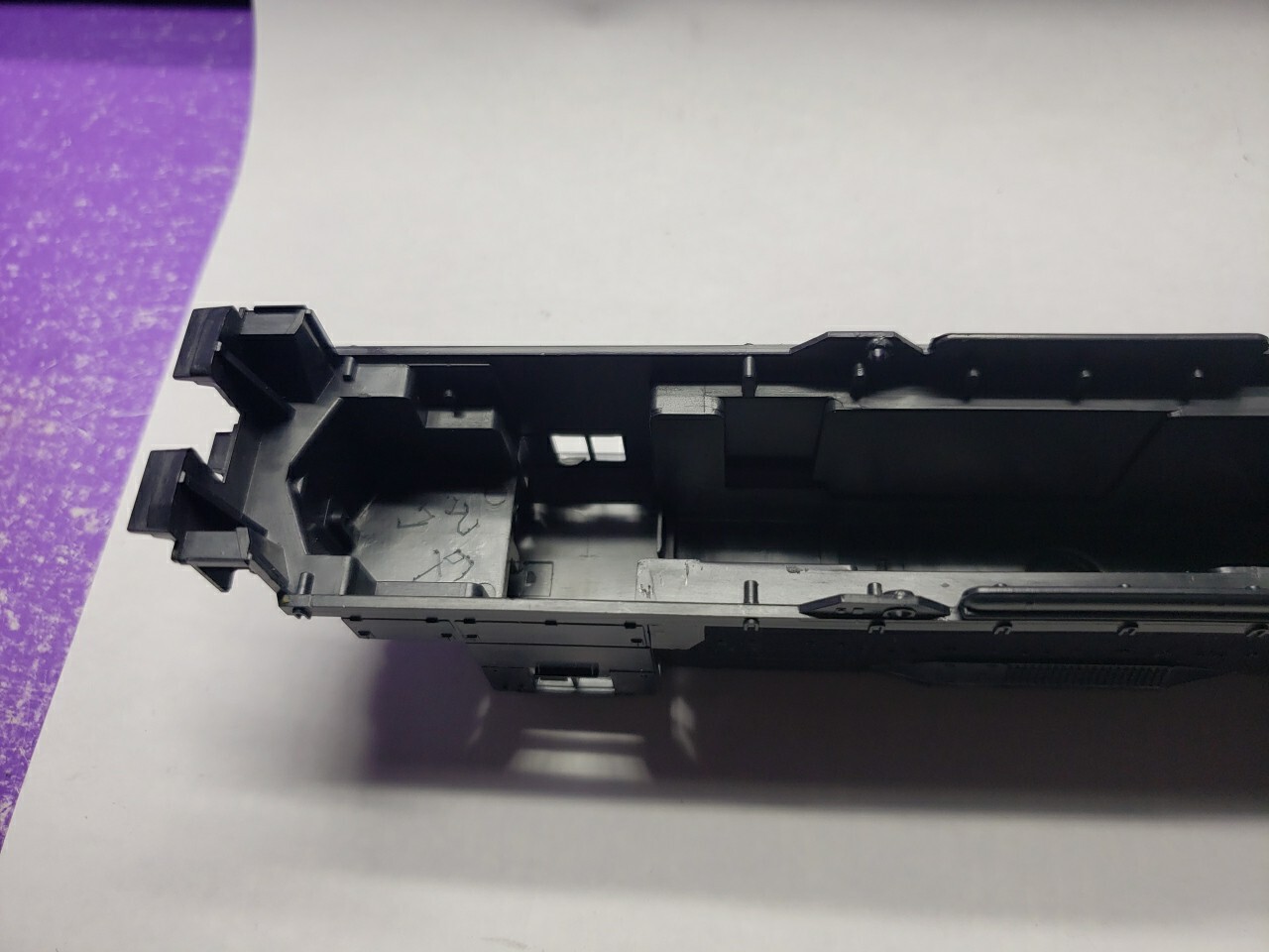 GP35 ATHEARN UNDECORATED SHELL ONLY Diesel LOCOMOTIVE Good condition