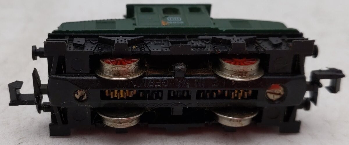Arnold Rapido N Scale German Federal Railway Diesel Locomotive #16905