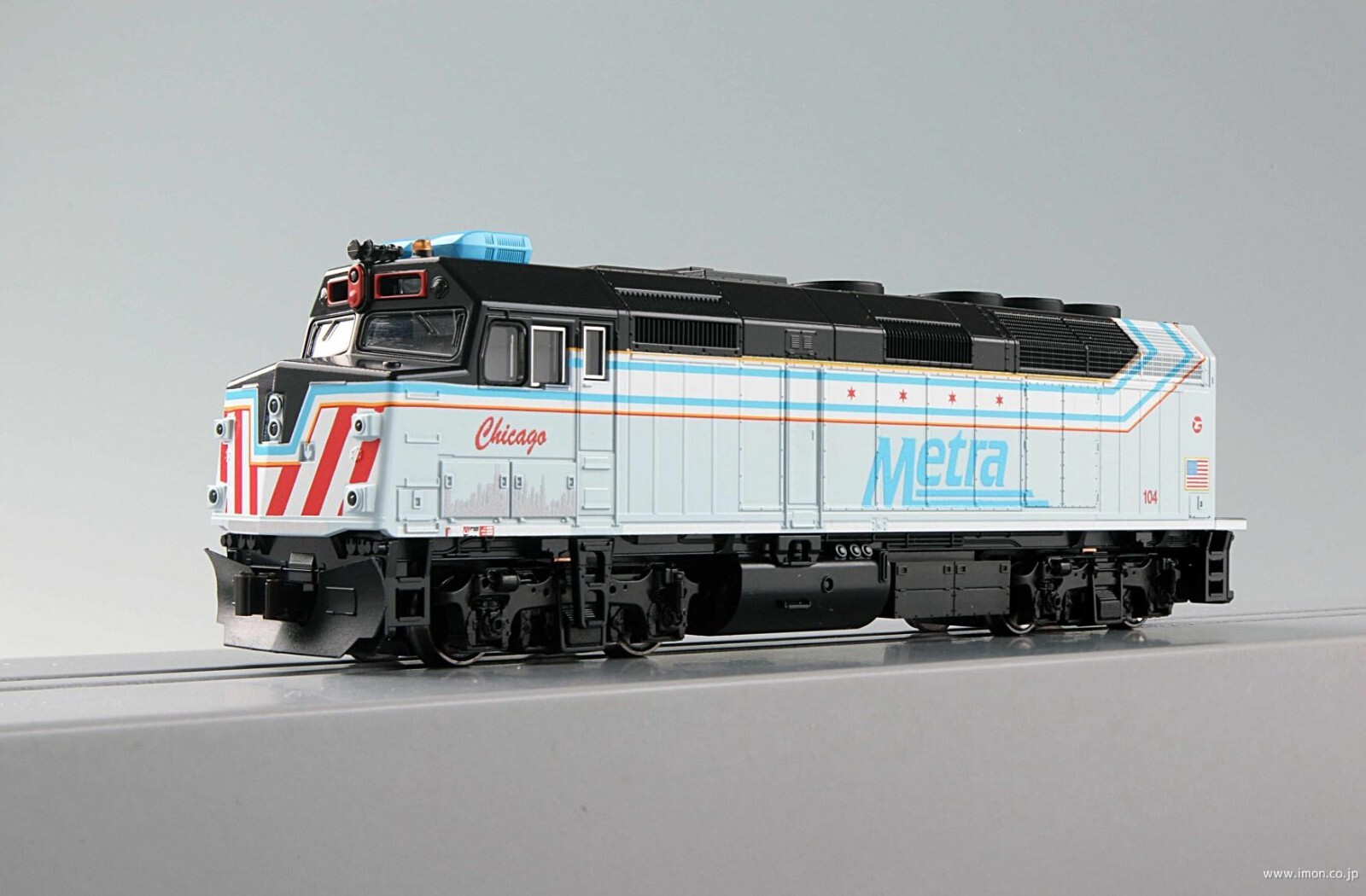 KATO N gauge 176-CHICAGO F40PH Chicago Metra #104 City of Chicago Special Paint