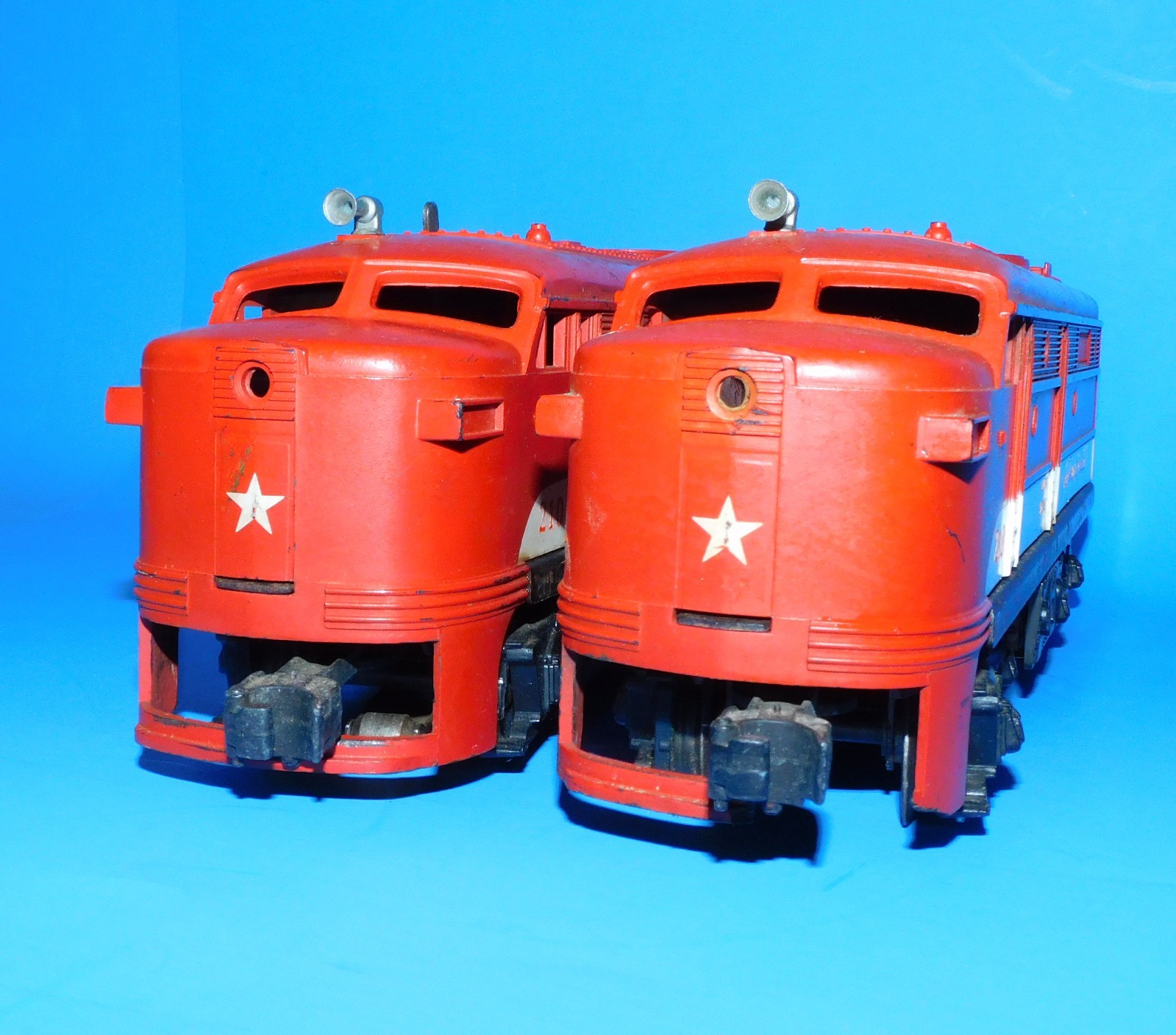 VINTAGE LIONEL #210 THE TEXAS SPECIAL DIESEL SWITCHER LOCOMOTIVE w/ DUMMY LOCO