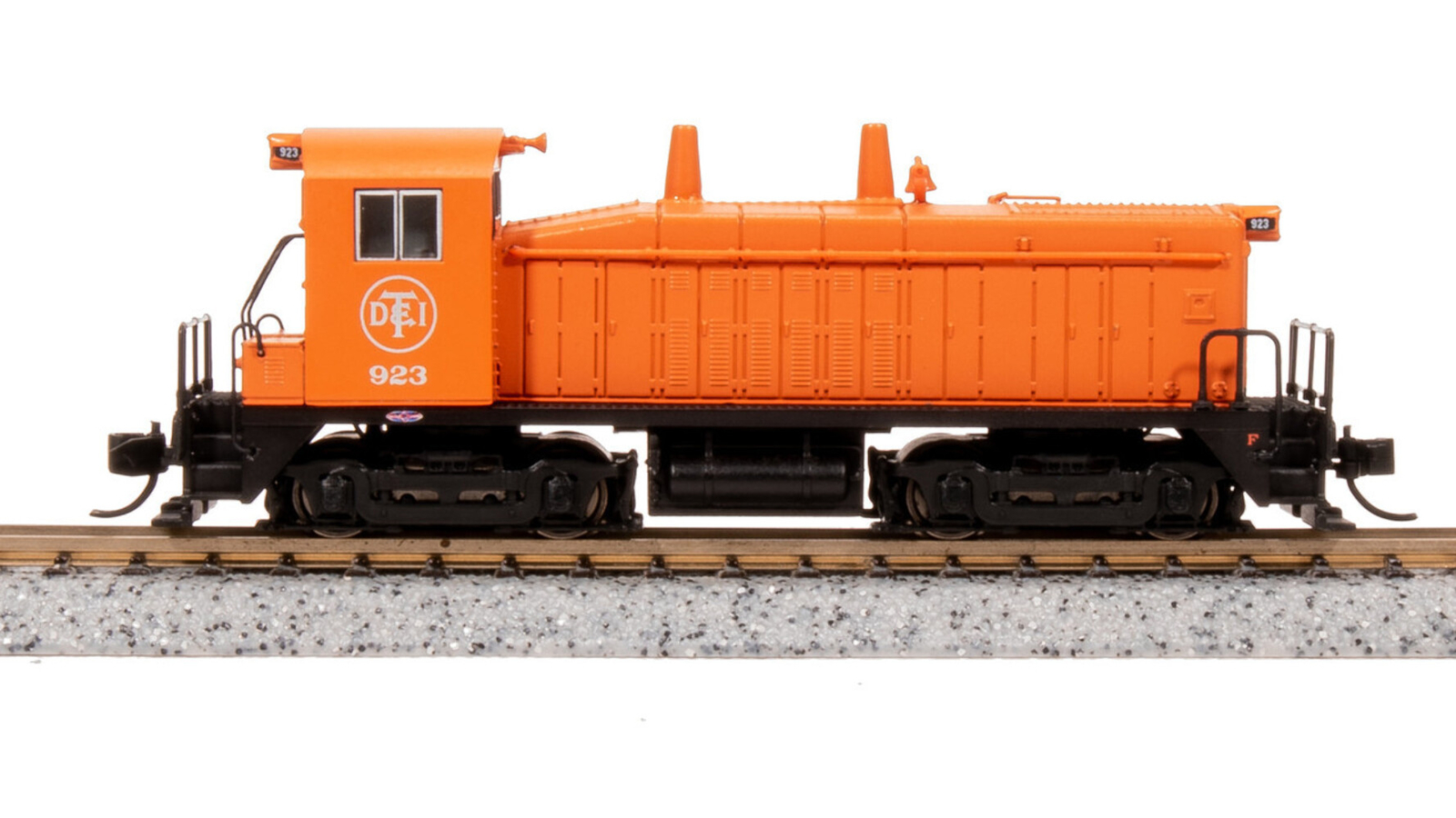 Broadway Limited 7514 N DT&I EMD SW7 Orange Cab Monogram Diesel Locomotive #920