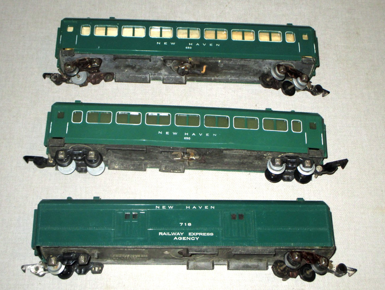 1940’S AMERICAN FLYER 312 PACIFIC-STEAM LOCO & TENDER-PRR & 3 NEW HAVEN CARS