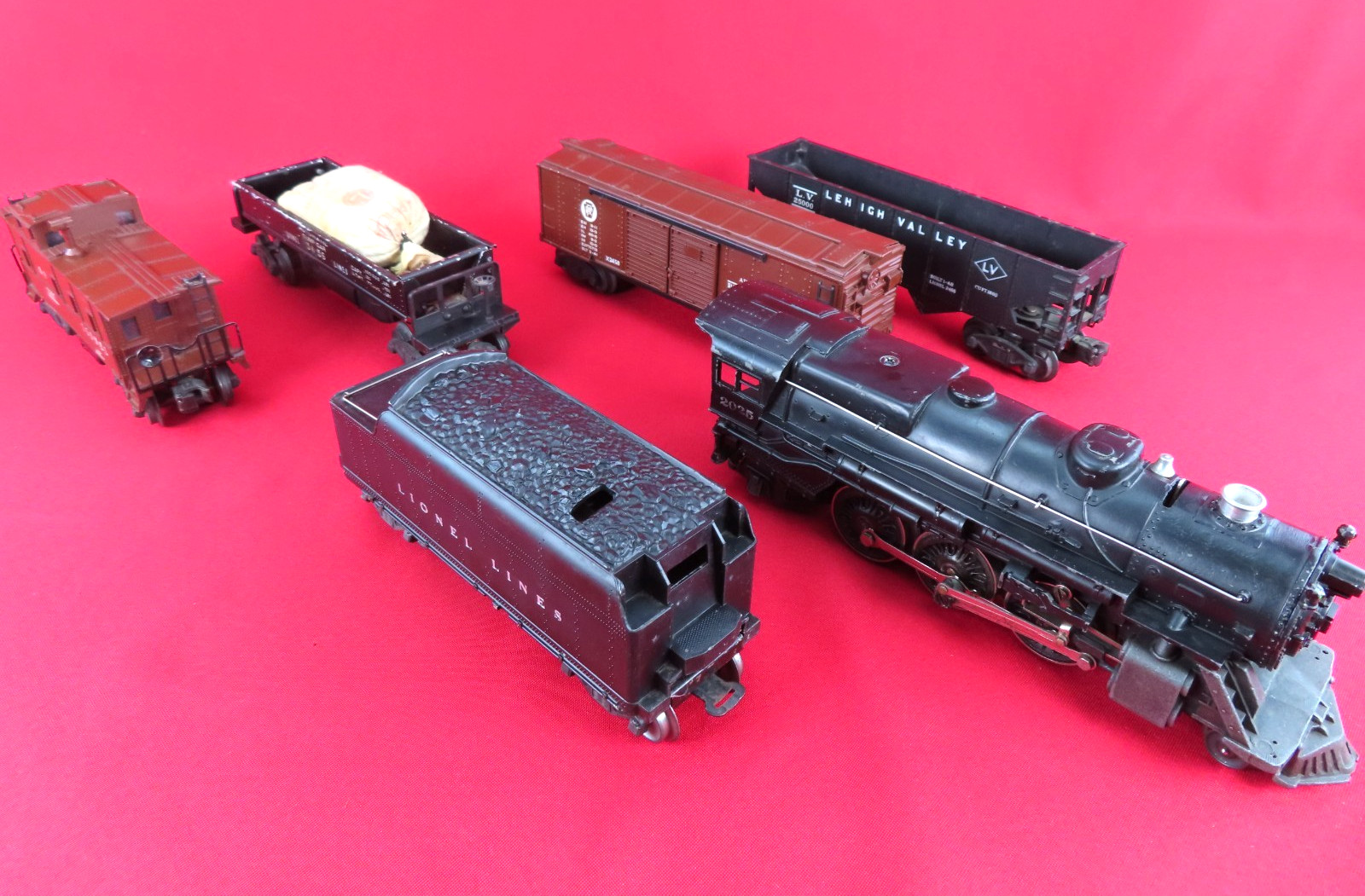 Postwar Lionel 1948 Set Like 2137WS – O27 Freight 2025 Steam Engine – Serviced