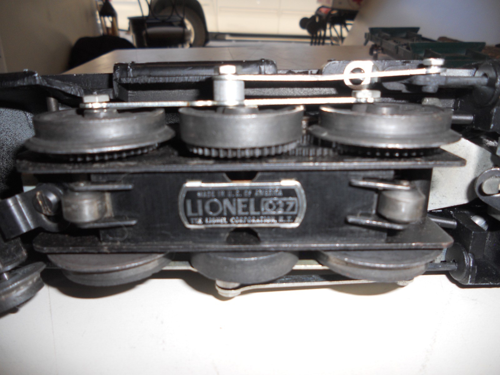 Lionel Post War O27 Scale # 2018 Engine #1 Tested runs great