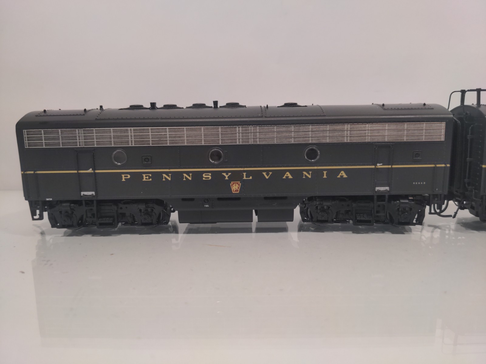 Broadway Limited HO Pennsylvania EMD F7 A/B Set 950 PRR 9644 9644B DC F7A F7B
