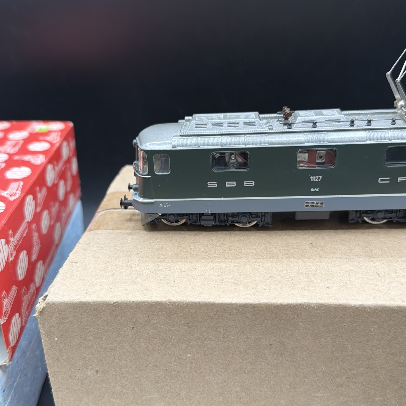 CLEAN HO Scale Hag 161 SBB CFF Locomotive Re 4/4II SBB
