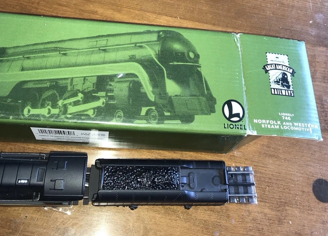 LIONEL 746 NORFOLK AND WESTERN STEAM LOCOMOTIVE
