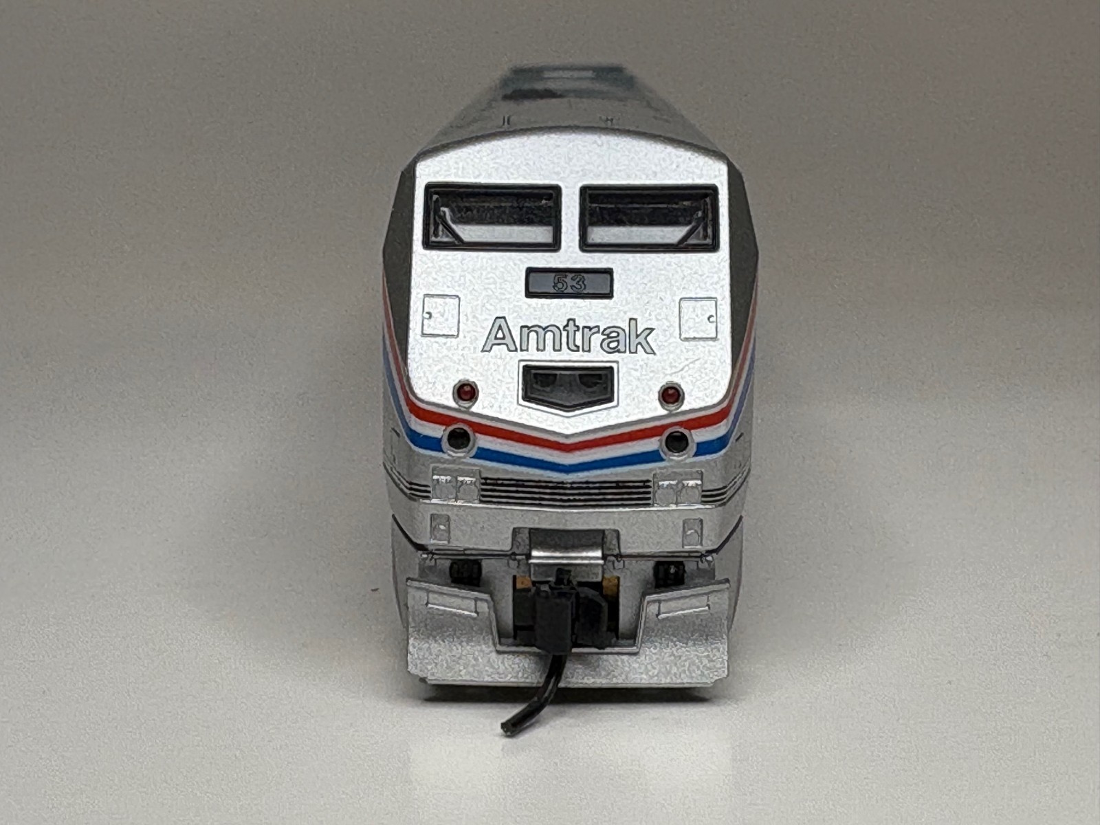 Kato n scale Amtrak P42 Phase III Set of 2 #9, #53 Very Clean! MPN #106-6101