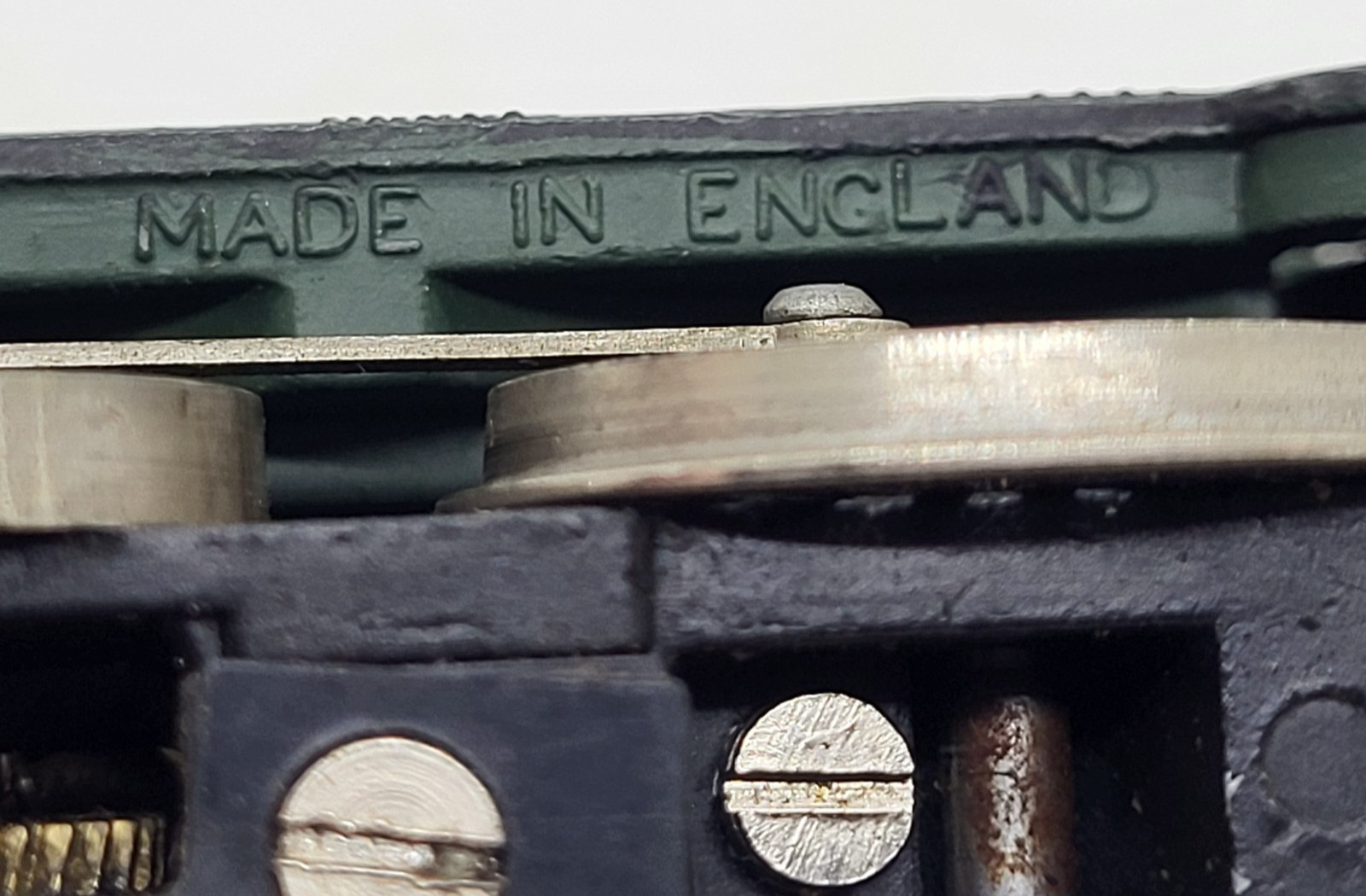 G+R Wrenn Diecast Steam Locomotive + Tender HO Gauge, British Railways 9402, EX