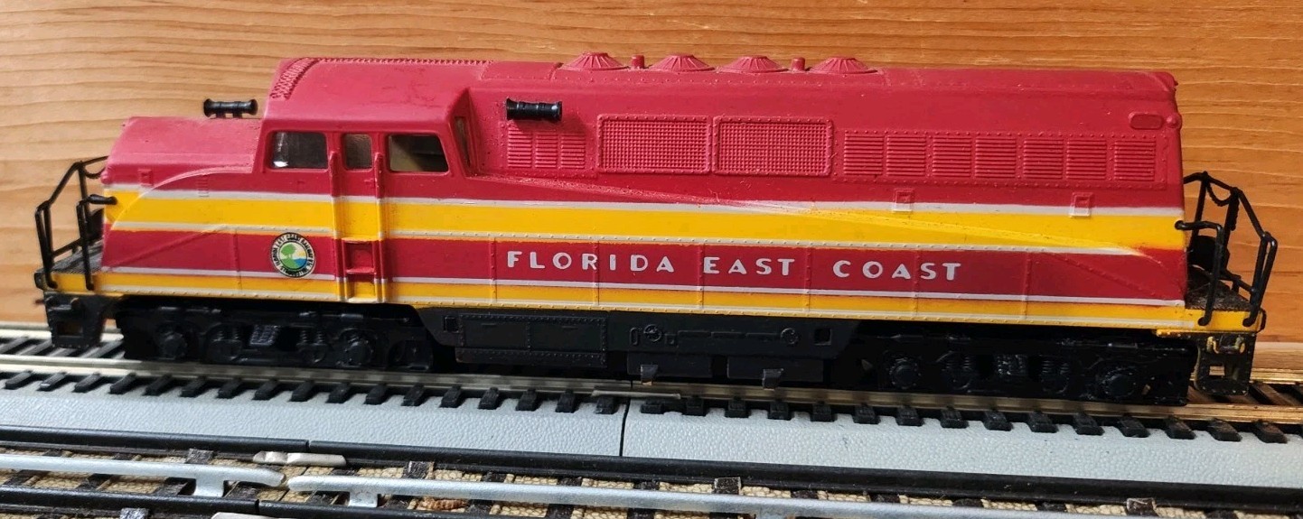 AHM Florida East Coast BL-2A Diesel Locomotive 5041 HO Gauge Tested & Runs Great