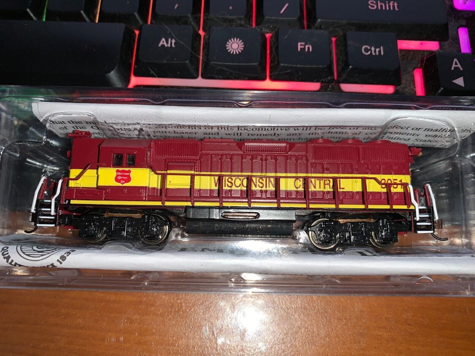Wisconsin Central, N Scale Bachmann Collectors Locomotive GP50, Road# 3051