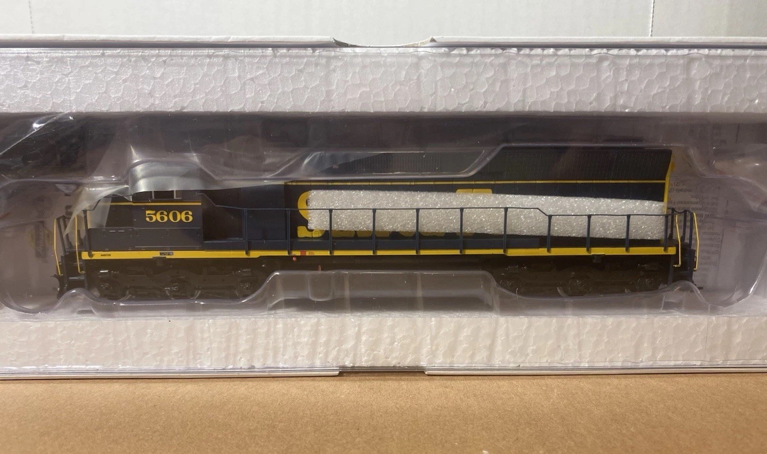 Athearn 95398 Santa Fe SD45 Engine Locomotive-New -Tested-Runs – DCC READY