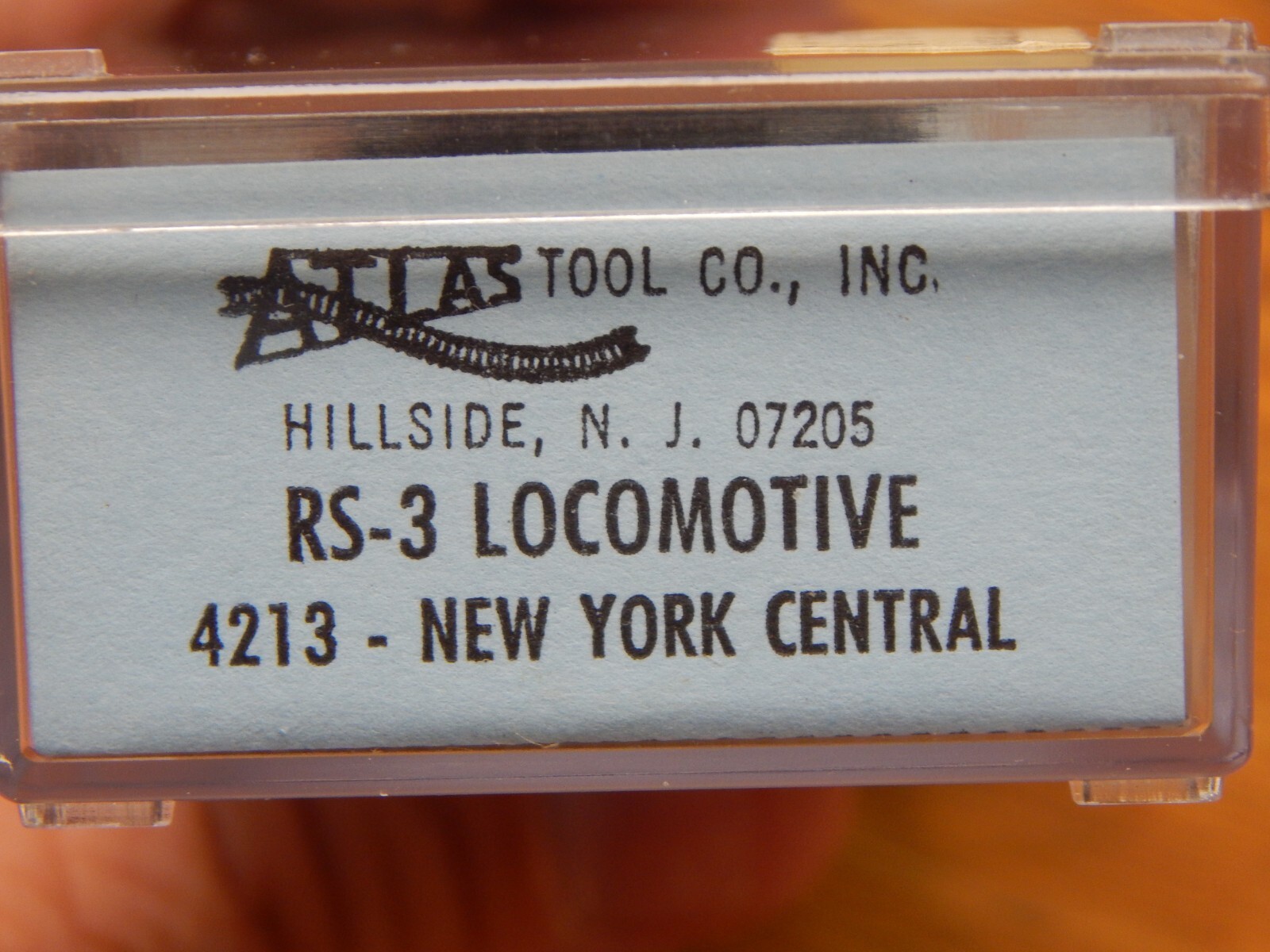 ATLAS 4213 NYC NEW YORK CENTRAL RS-3 LOCO ENGINE USED VERY LITTLE N SCALE RUNS