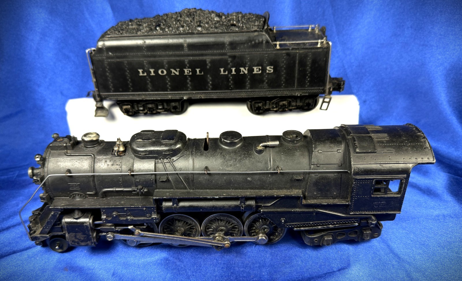 Lionel 726 2-8-4 Berkshire 1948 Model/2426W Semi-Scale 12 Wheel Diecast Tender