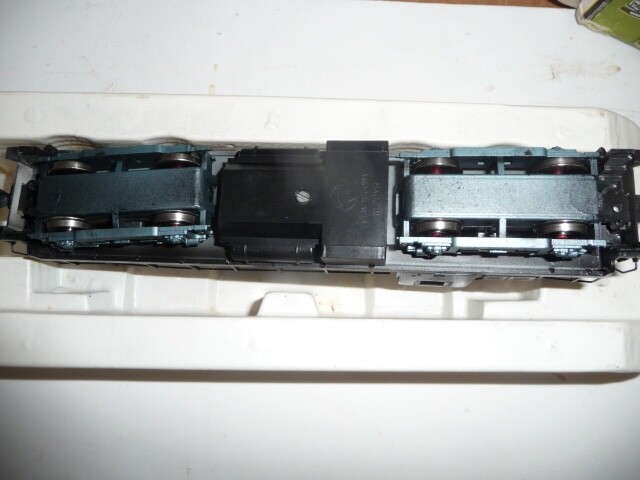 2 AHM HO Locomotive Train Engines Austria Yugoslavia Empire State 602 827 Boxes