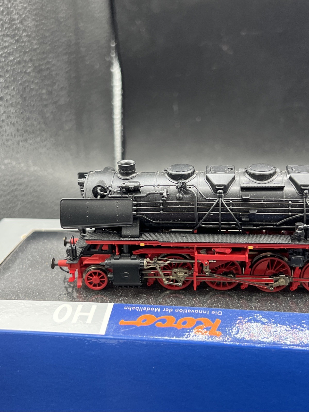 Roco HO Scale 72235 BR44 DB German Steam Locomotive DCC And Sound