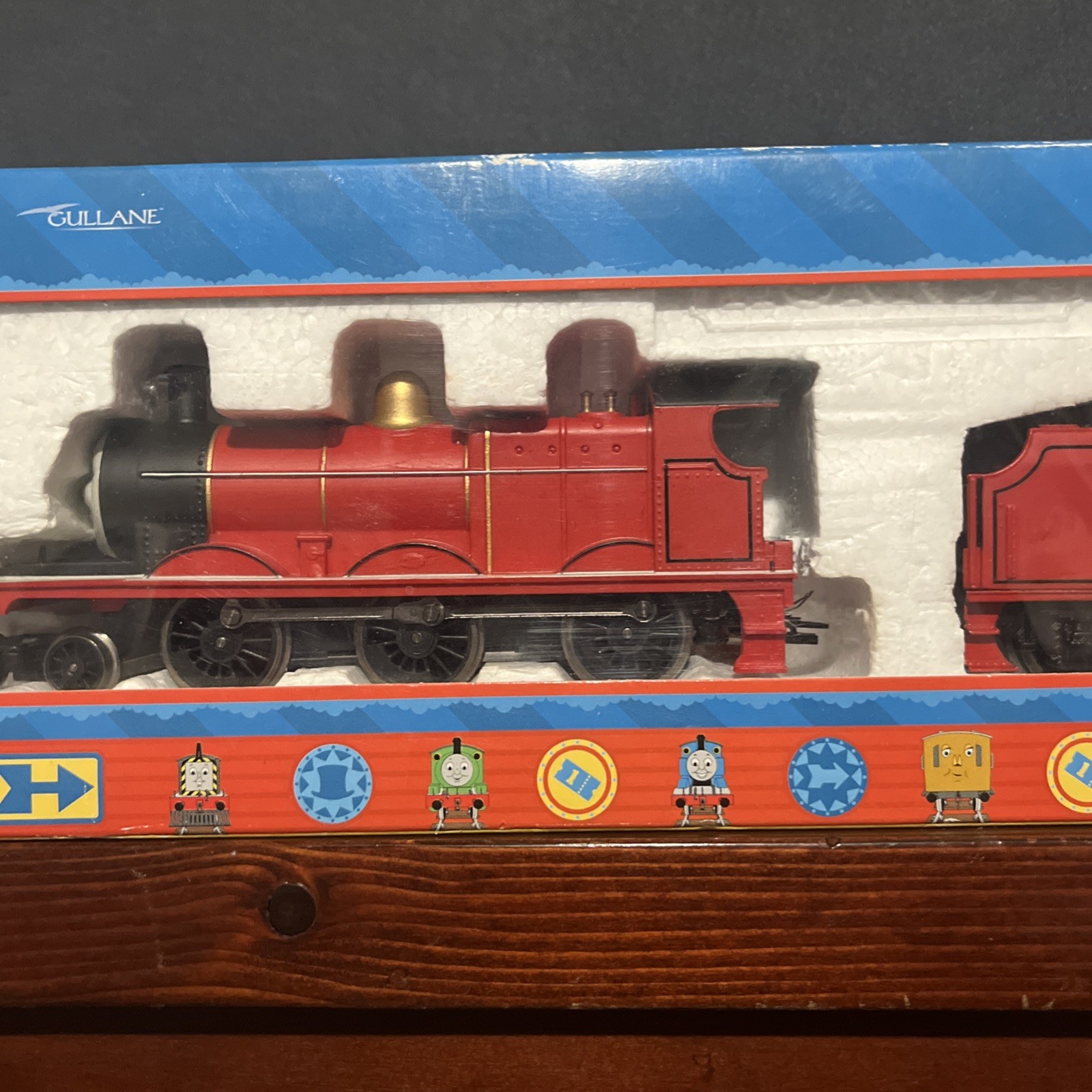 RARE OO Hornby R852 Thomas & Friends James The Red Engine – WORKS (READ)