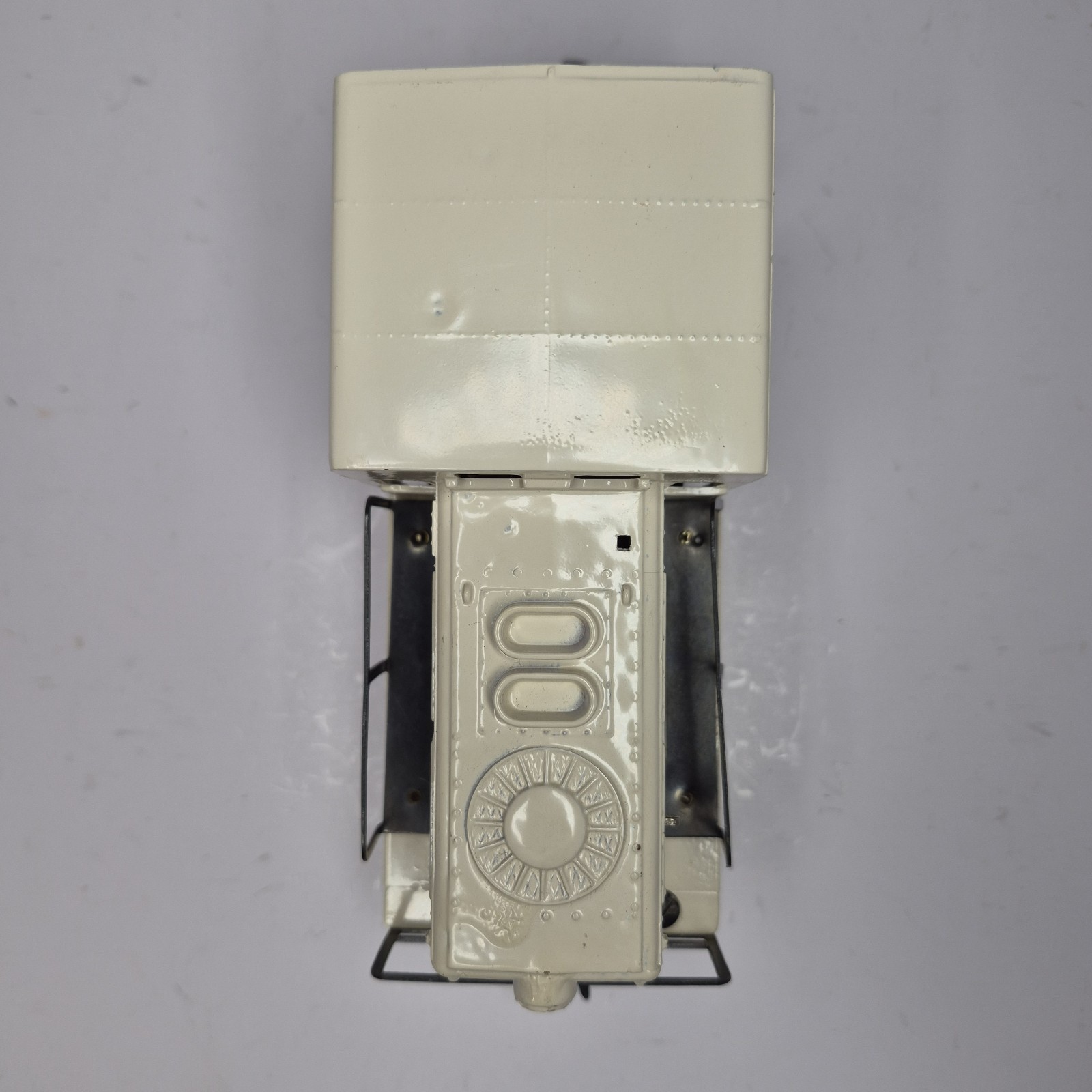 O Gauge Switcher White Locomotive 2-4-2 Runs No Lights Repainted