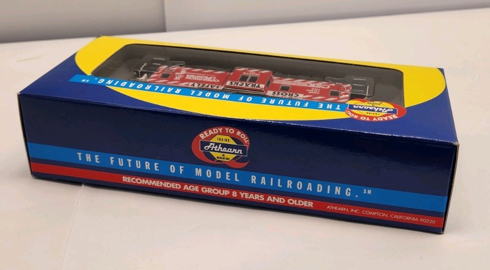 ATHEARN HO 7454 CSX-OLS BAY WINDOW CABOOSE 999628 MINT B53