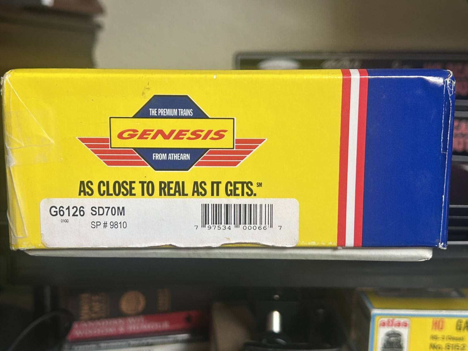 HO ATHEARN GENESIS G6126 SD70M SOUTHERN PACIFIC SP # 9810 – New In Box