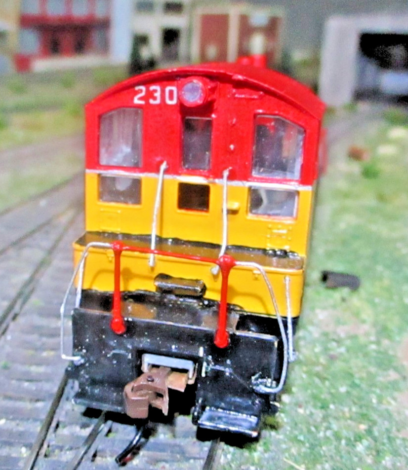 FEC 230 ,SW9, CUSTOM PAINT, AS DELIVERED,,RECONDITIONED, DC, NOT DCC READY
