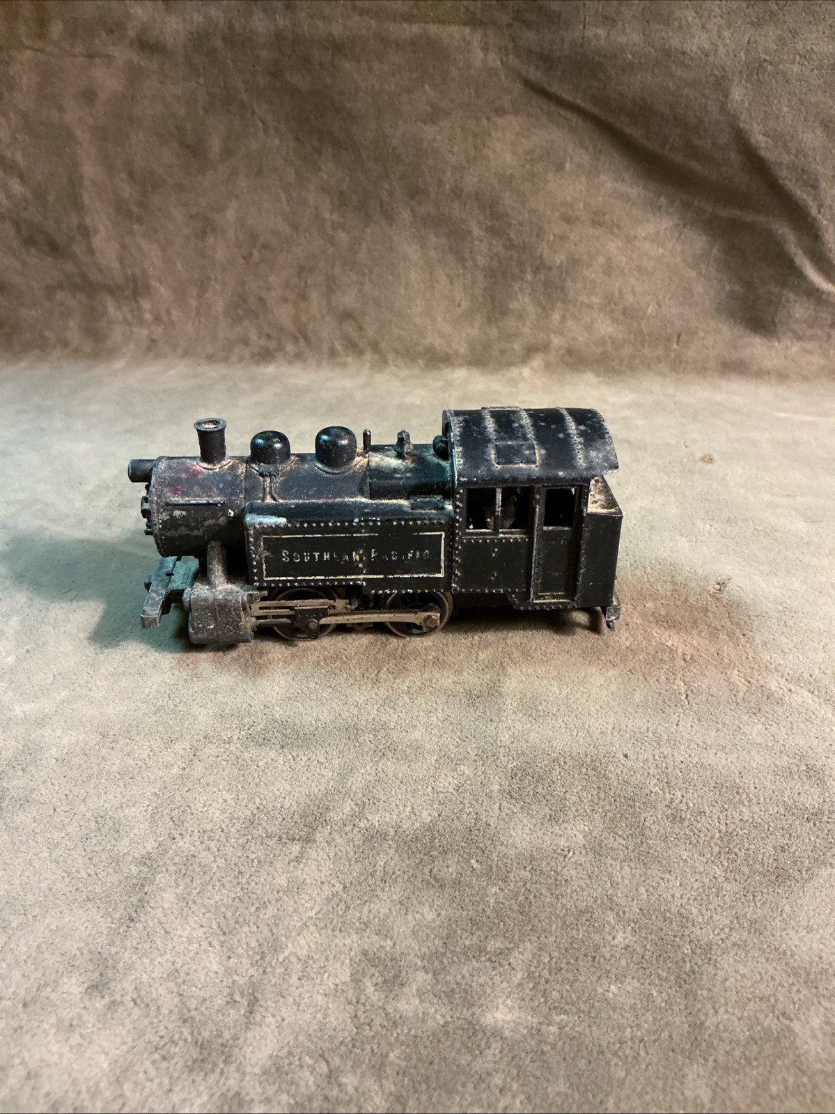 1950’s MANTUA 3992 HO vintage southern Pacific steam locomotive miniature As Is