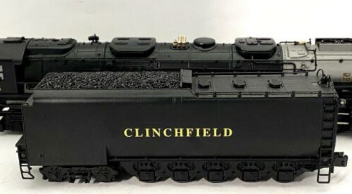 Lionel 6-38010 JLC Series Clinchfield 4-6-6-4 Challenger #673 O-Scale NEW (TMCC)