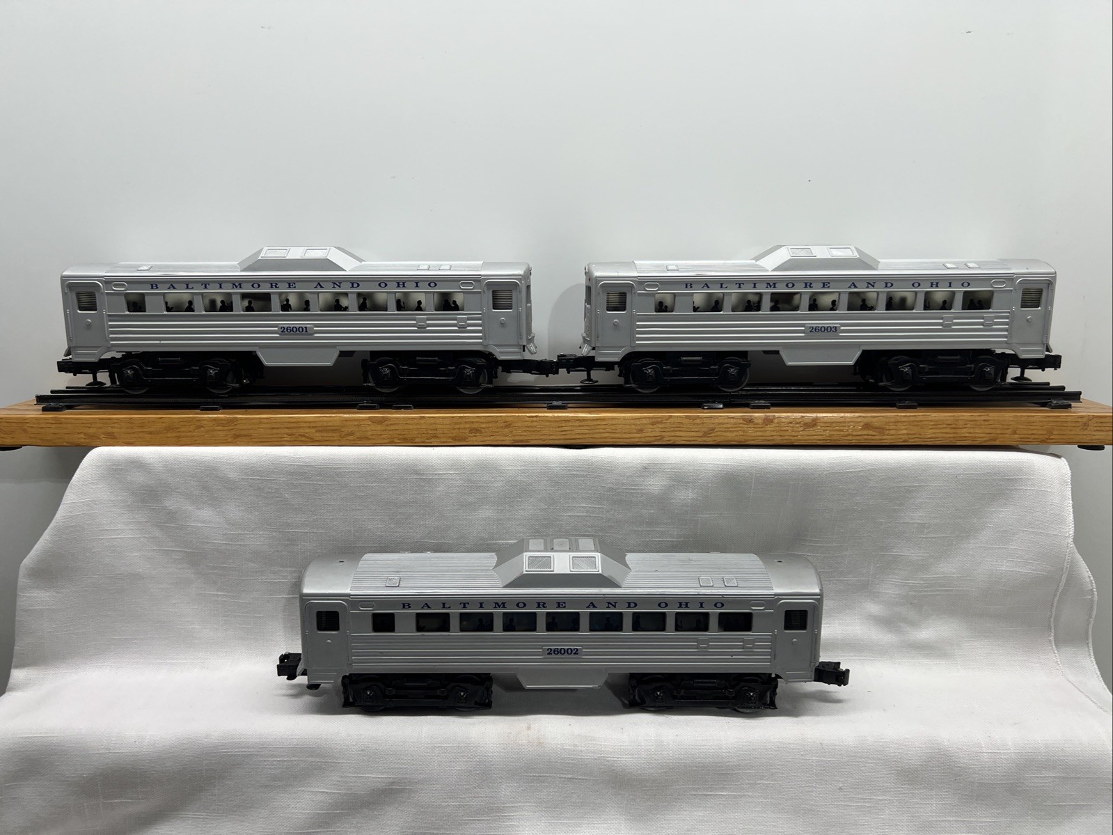 K-Line O Gauge RDC B & O 3-Unit RDC Set One Power, 2 Dummy Budd Cars