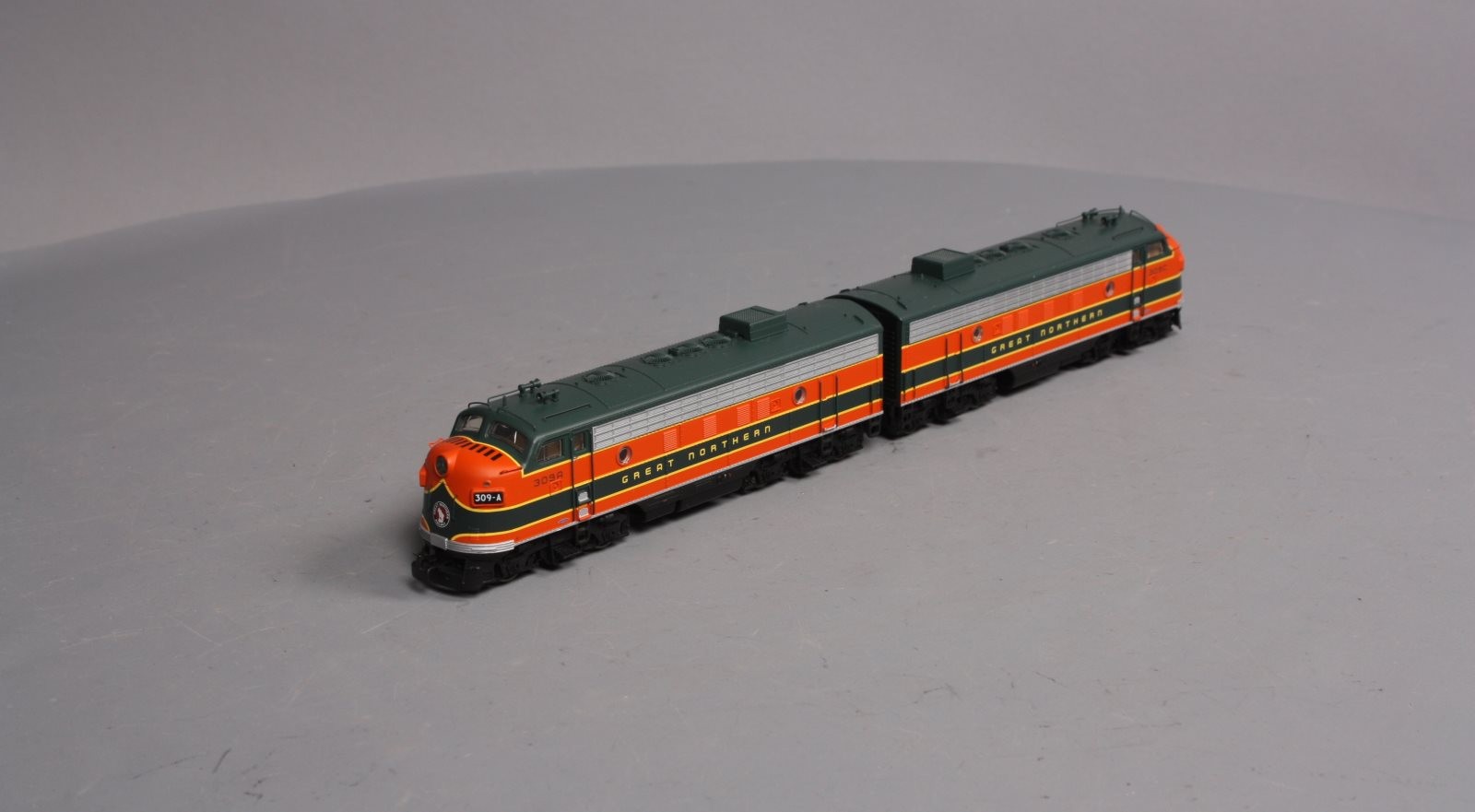 Marklin 39621 HO Great Northern F7 A/A Diesel Electric Loco MFX+ w/Sound LN/Box