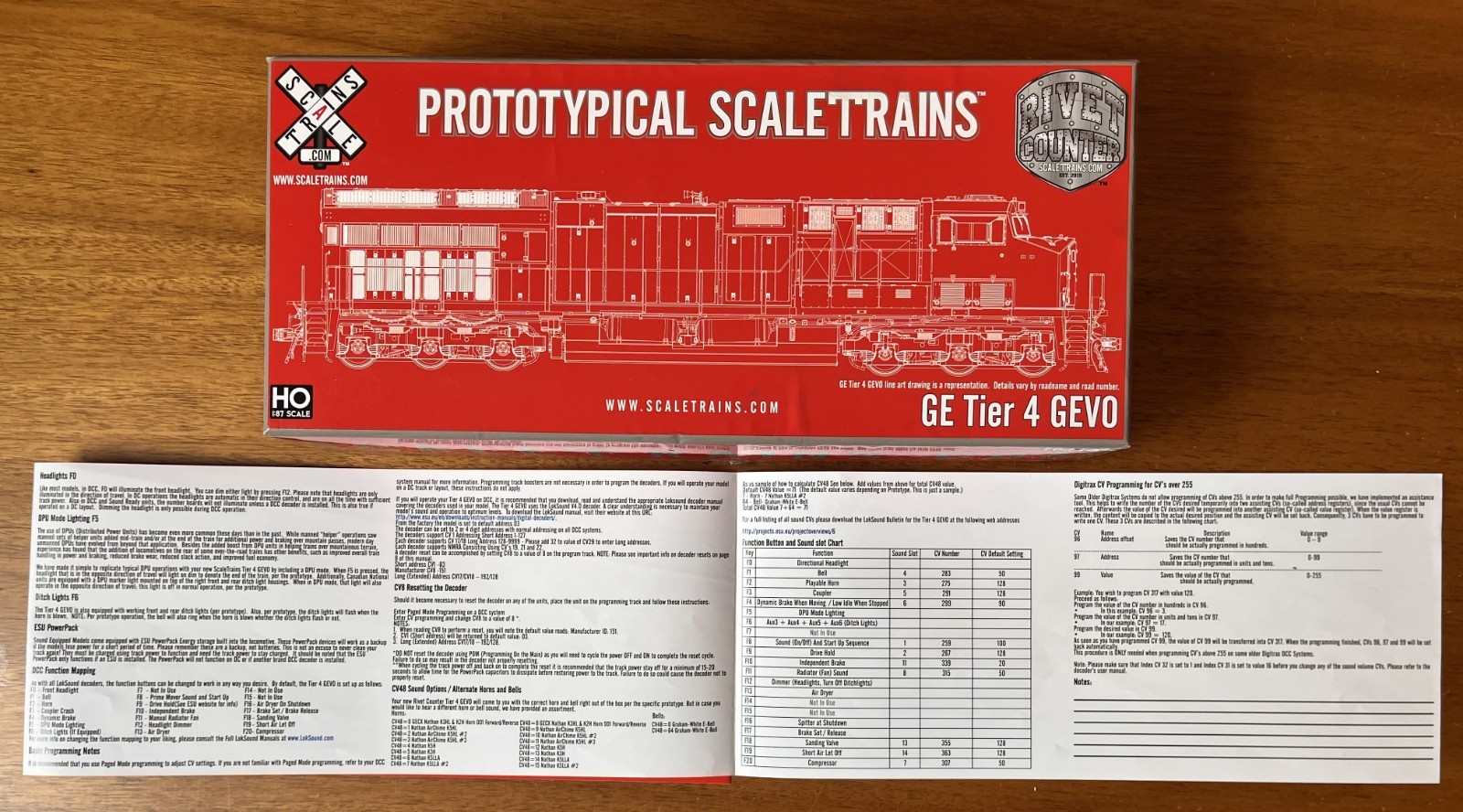 ScaleTrains Rivet Counter HO Scale GE Tier 4 GEVO CSX ET44AH #3290 – Model Train