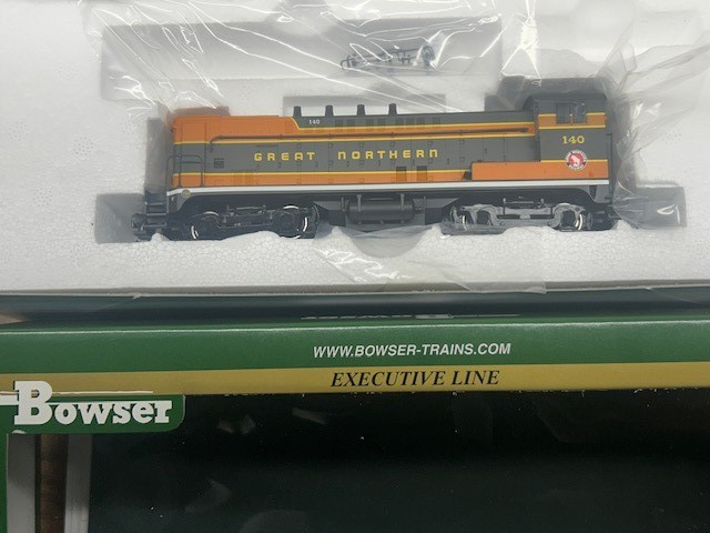 GREAT NORTHERN VO-1000 BALDWIN LOCO- DCC/TSUNAMI SOUND HO Scale “ATLAS” NEW OOP