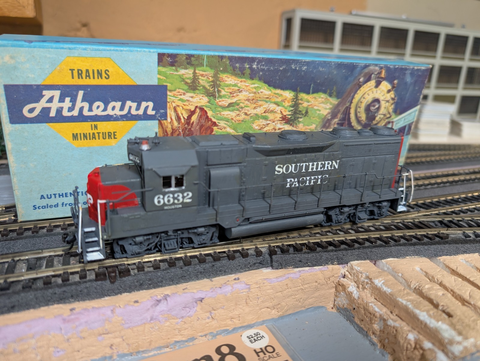 CS ATHEARN BLUE BOX/RAILPOWER CUSTOM GP35: SP SOUTHERN PACIFIC #6632 W/DETAILS