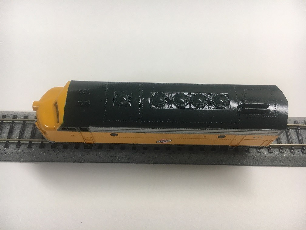 N scale kato F7A C&NW 411 custom painted