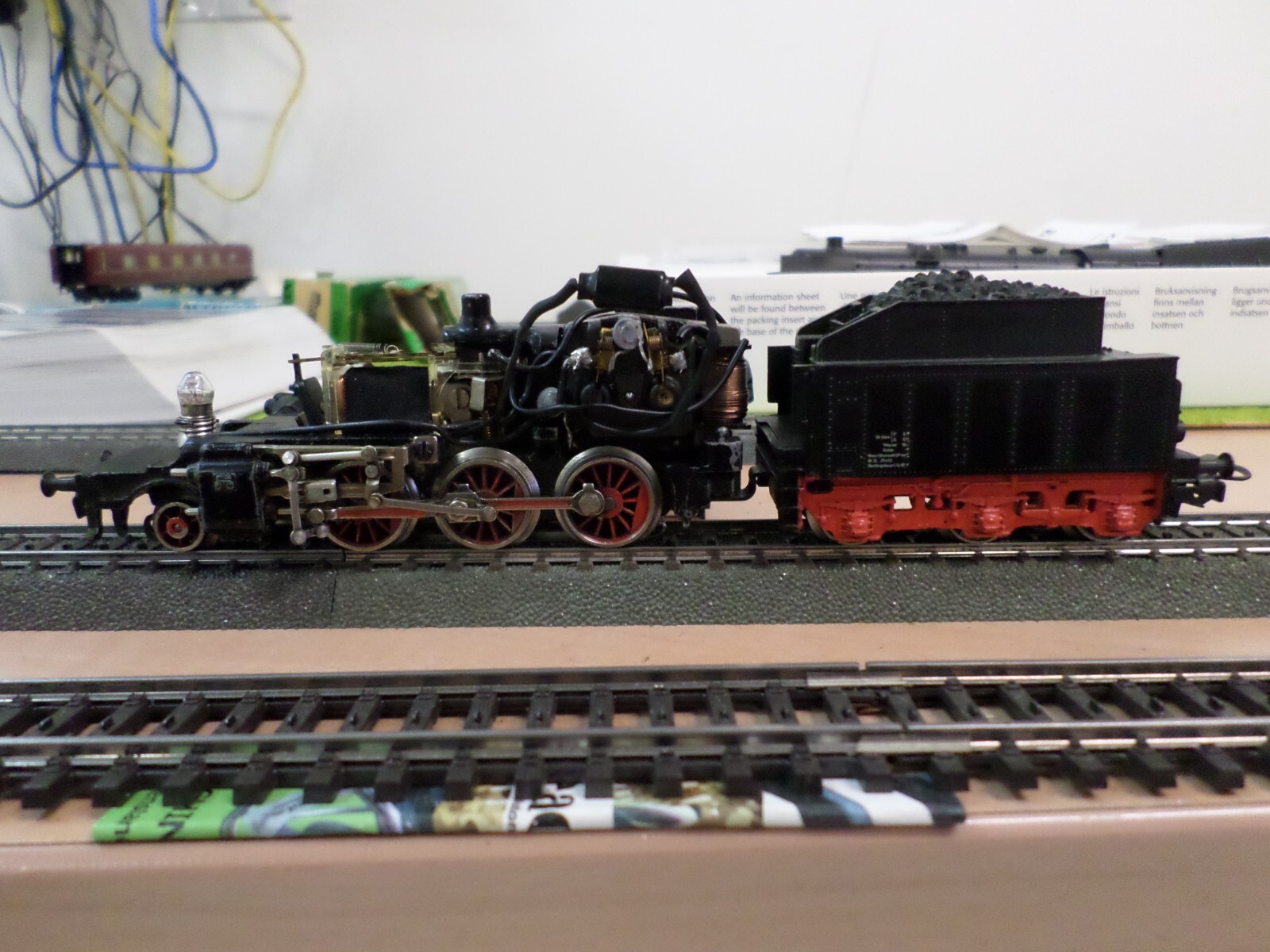 Marklin 3003 Steam Locomotive with Tender BR24 DB (Analogue) (K)
