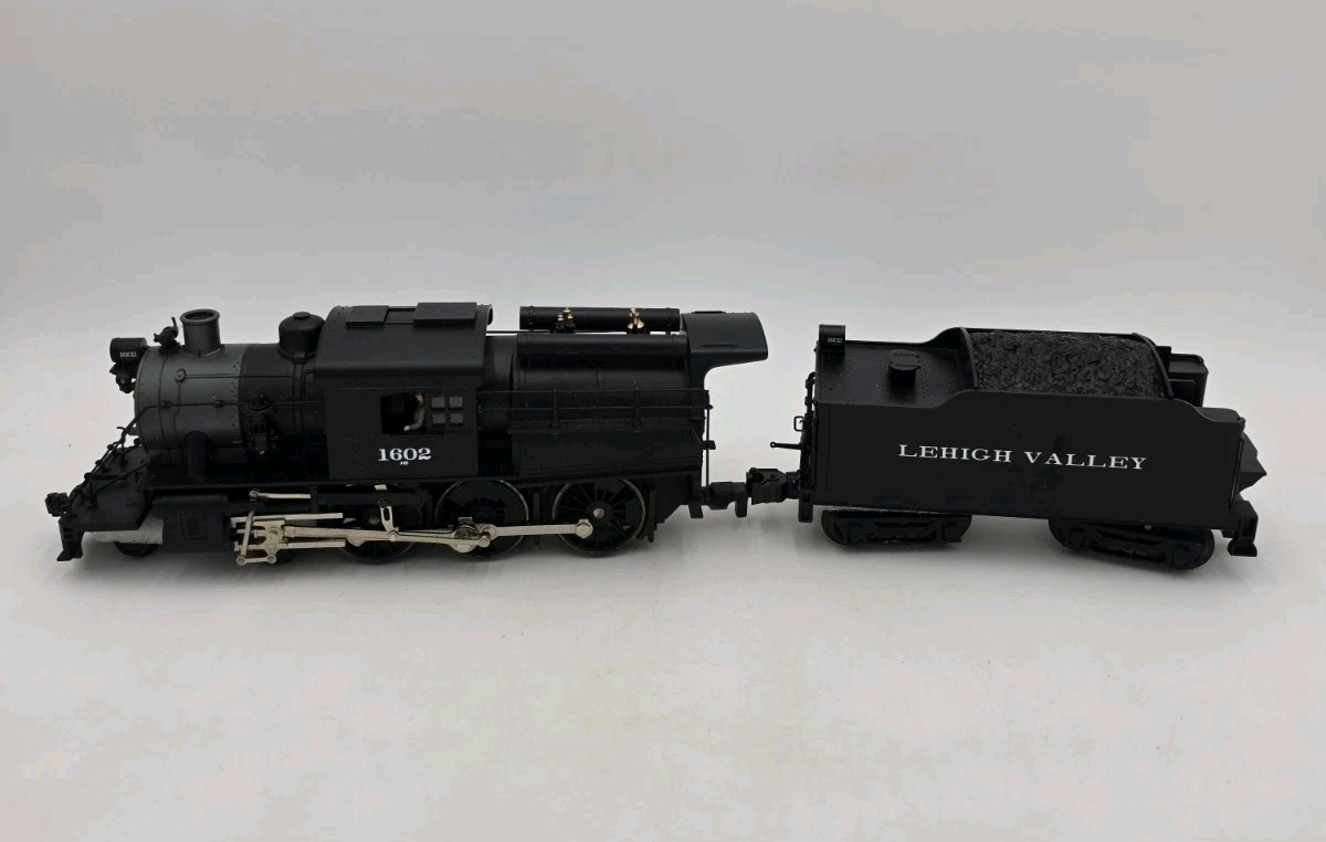 Lionel Lehigh Valley LionChief Plus 4-6-0 Camelback 6-82416 New Test Run Only