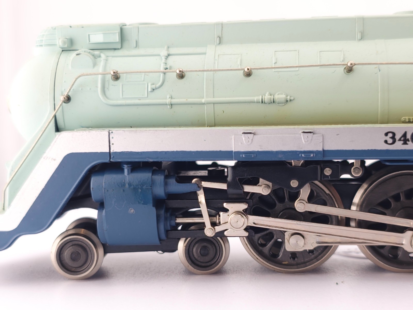 *READ* AHM HO 5196-B Santa Fe Blue Goose 4-6-4 Hudson Steam Locomotive 3460 #2