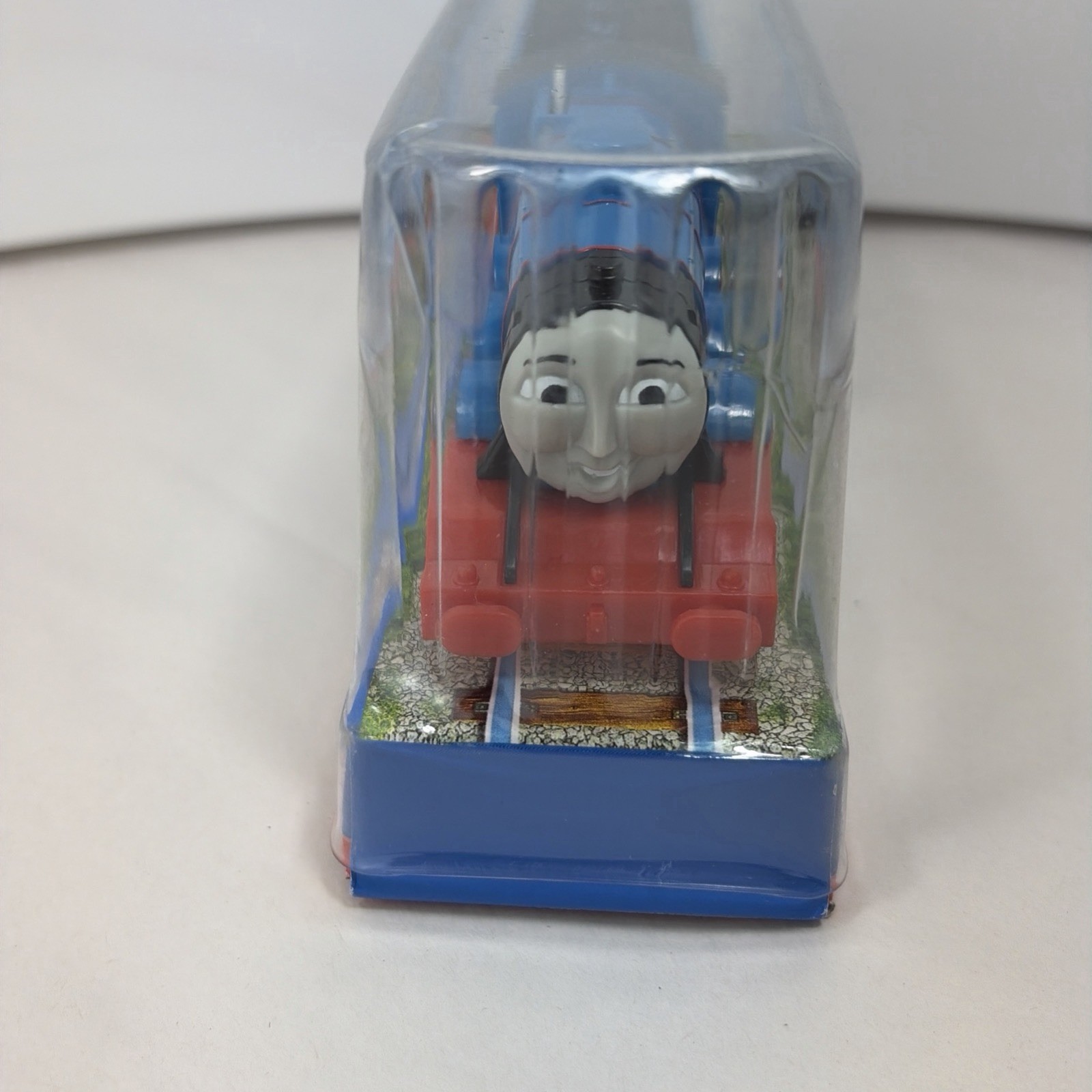 Thomas & Friends 2011 Trackmaster GORDON Motorized Train Engine