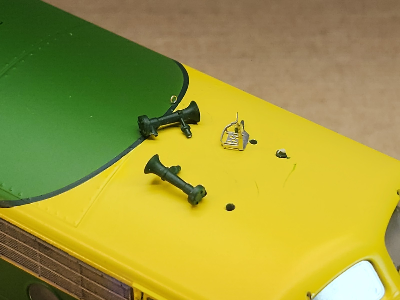 Athearn John Deere HO Precision Locomotive F series A Powered, B Non-powered