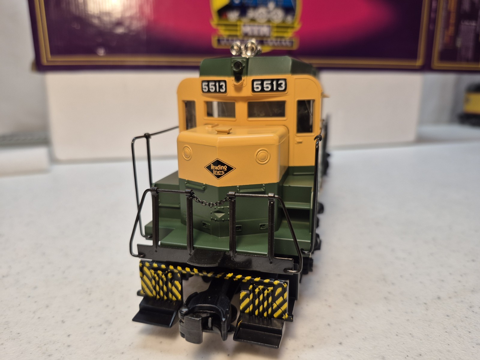 MTH O Gauge MT-2073L Reading EMD GP-30 Diesel w/Horn LN