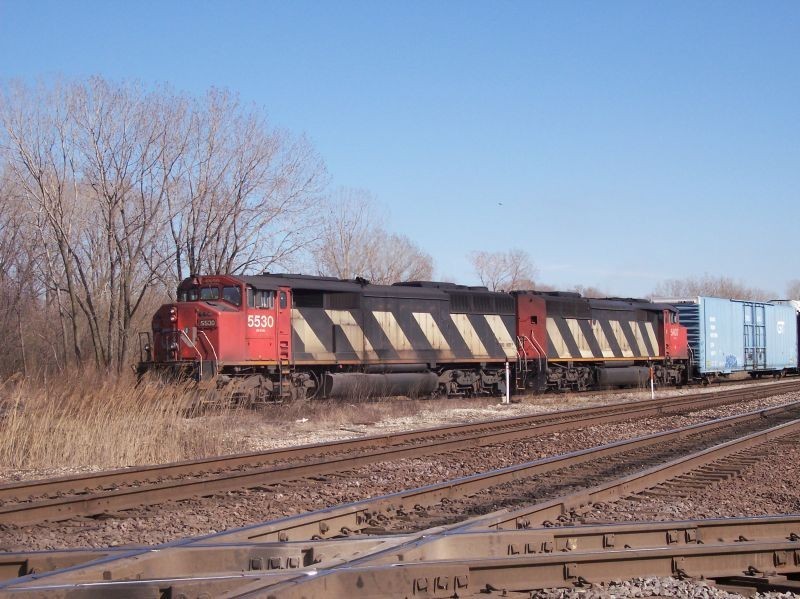 COX Diesel Locomotive EMD GP-9 ~ CANADIAN NORTHERN ~ Rd# 5530 – HO